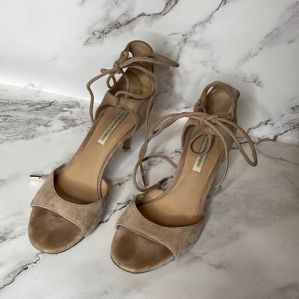 Diane on furstenberg sandal’s